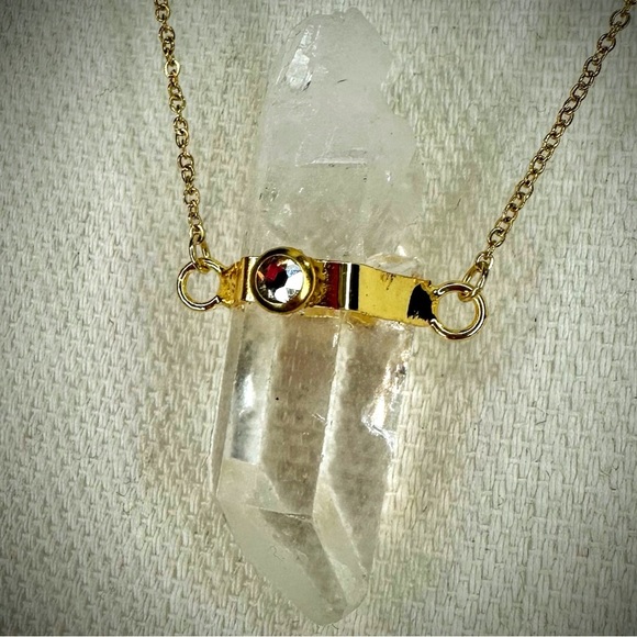 NEW Natural Clear Quartz Column Spear Pendant W/ Swarovski Crystal Accent - Picture 4 of 16